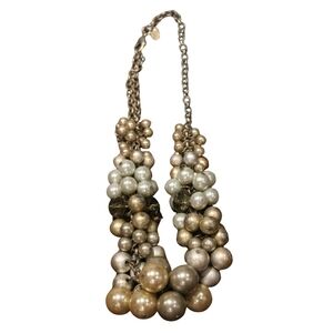 2/$30 🏷 Lia Sophia Nude Bobble Necklace